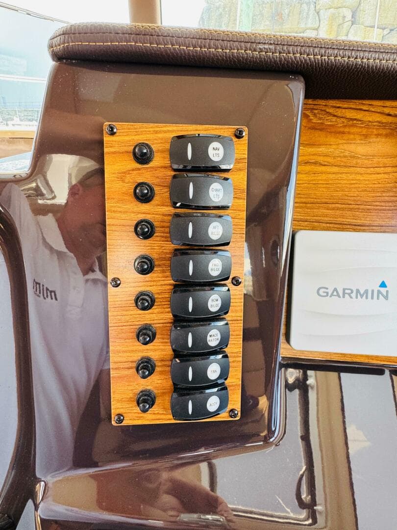 2018 Ranger Tugs R-27 — photo 41