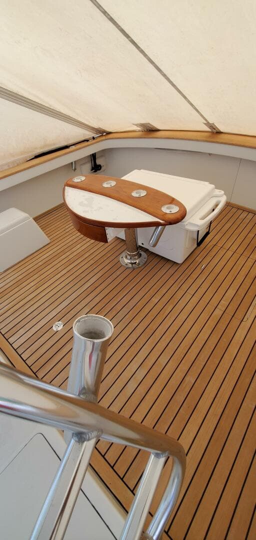 1985 Rybovich 32 Express Walkaround Sportfish — photo 21