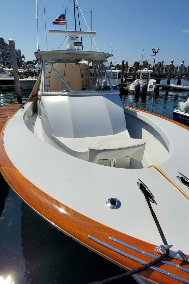 1985 Rybovich 32 Express Walkaround Sportfish — photo 11