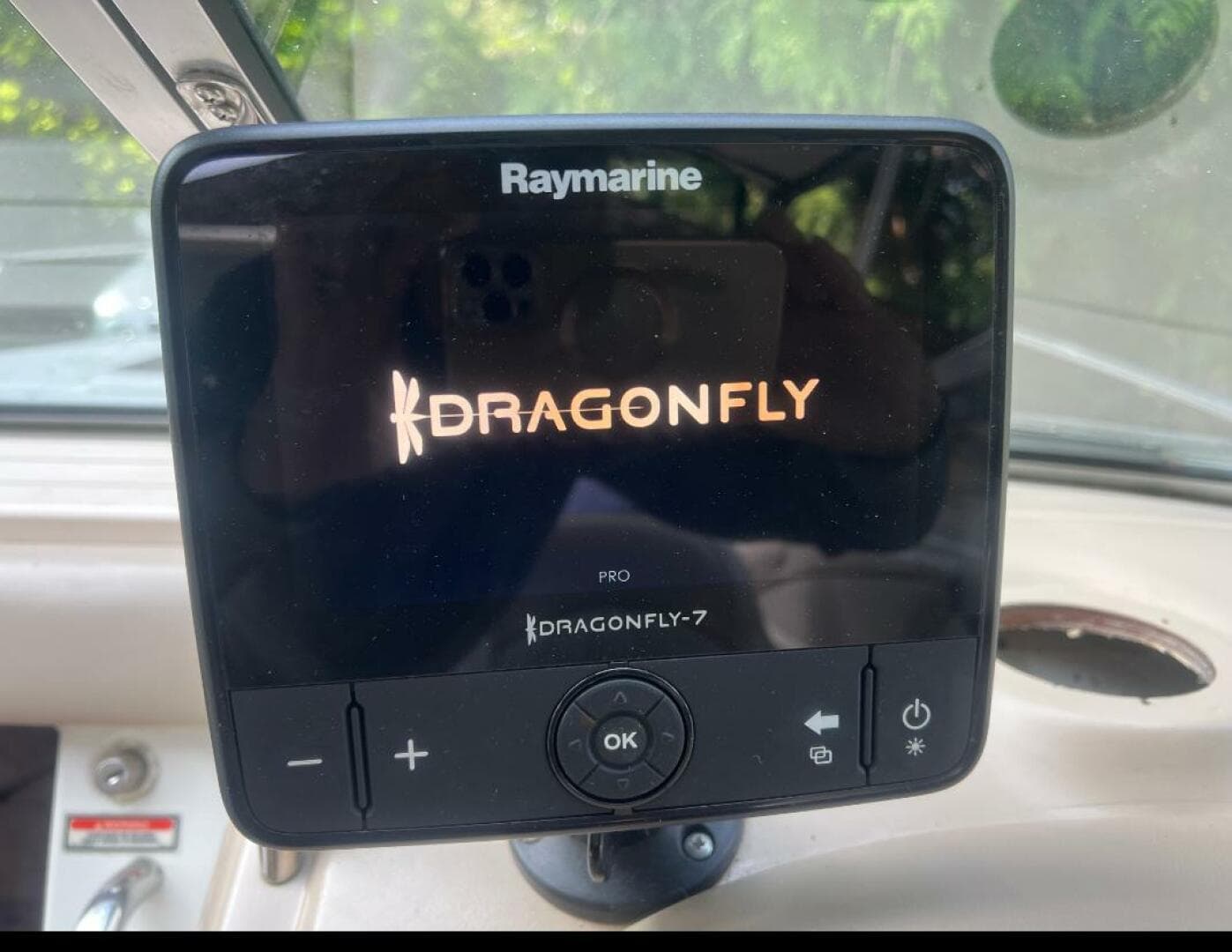 1997 Sea Ray 230 Signature - Cuddy Cabin — photo 7