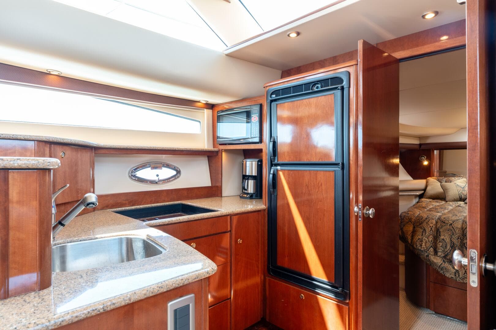 2008 Meridian 459 — photo 19
