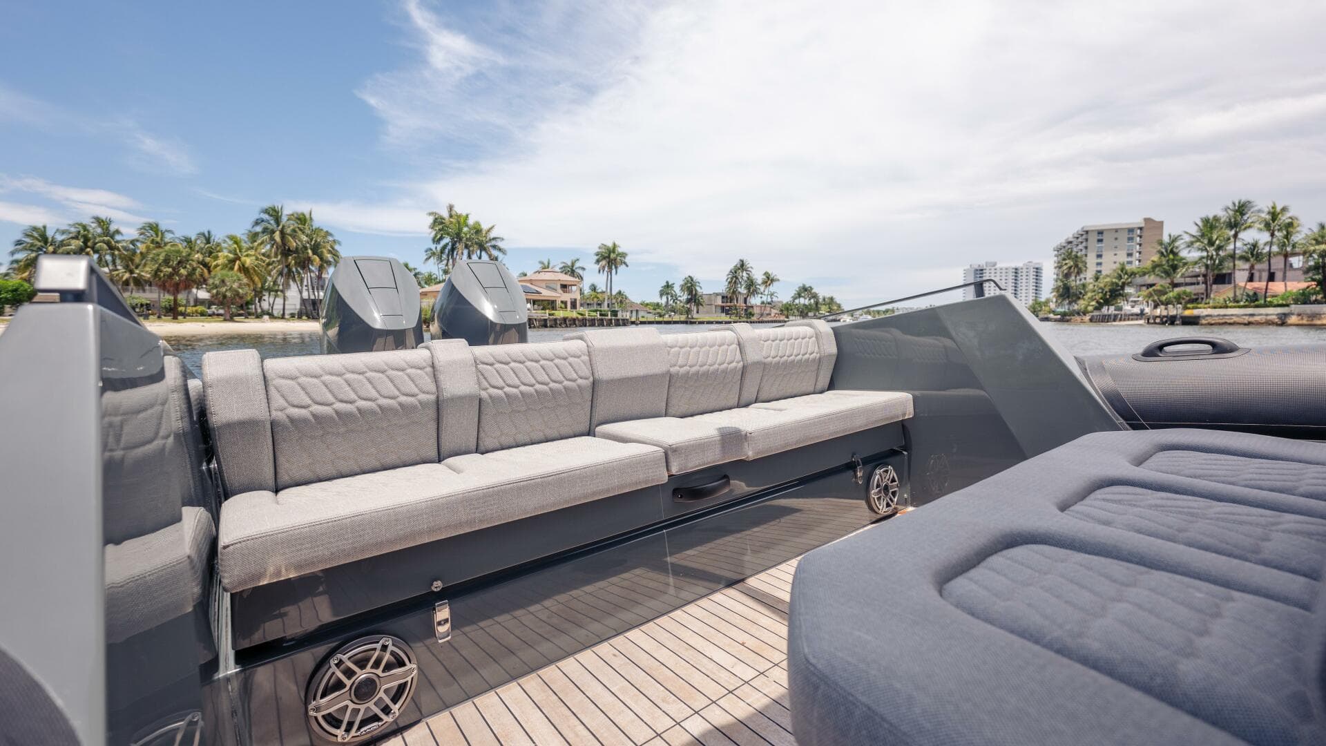 2025 Skipper 38 Sunbed — photo 25