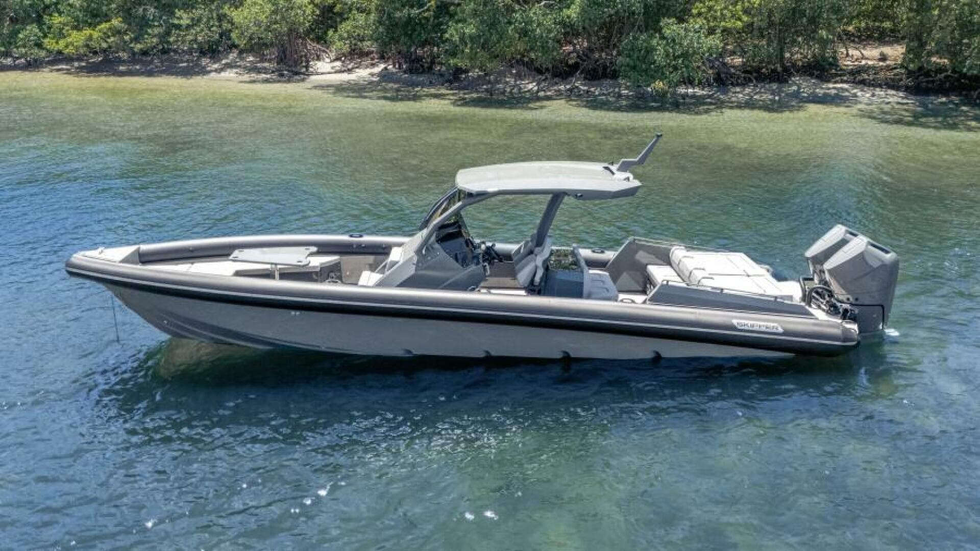 2025 Skipper 38 Sunbed — photo 9