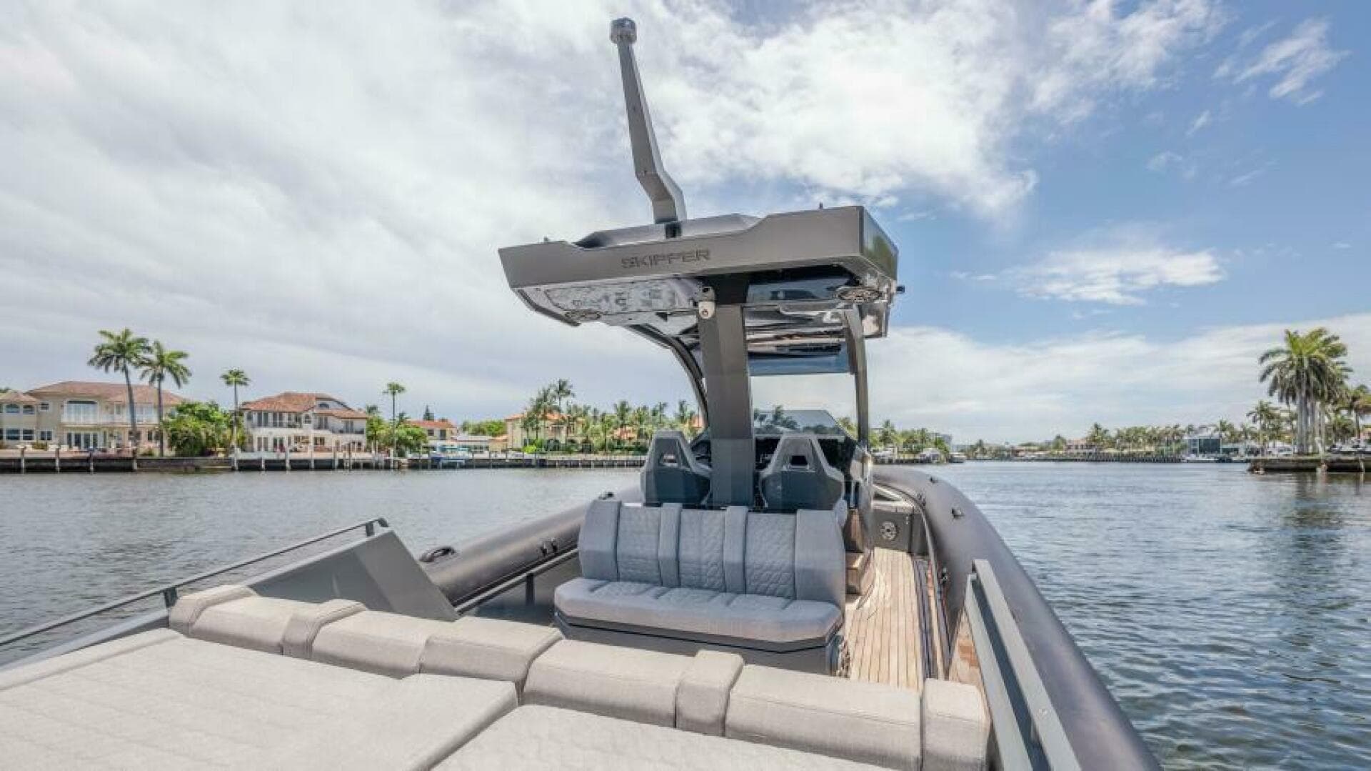 2025 Skipper 38 Sunbed — photo 12