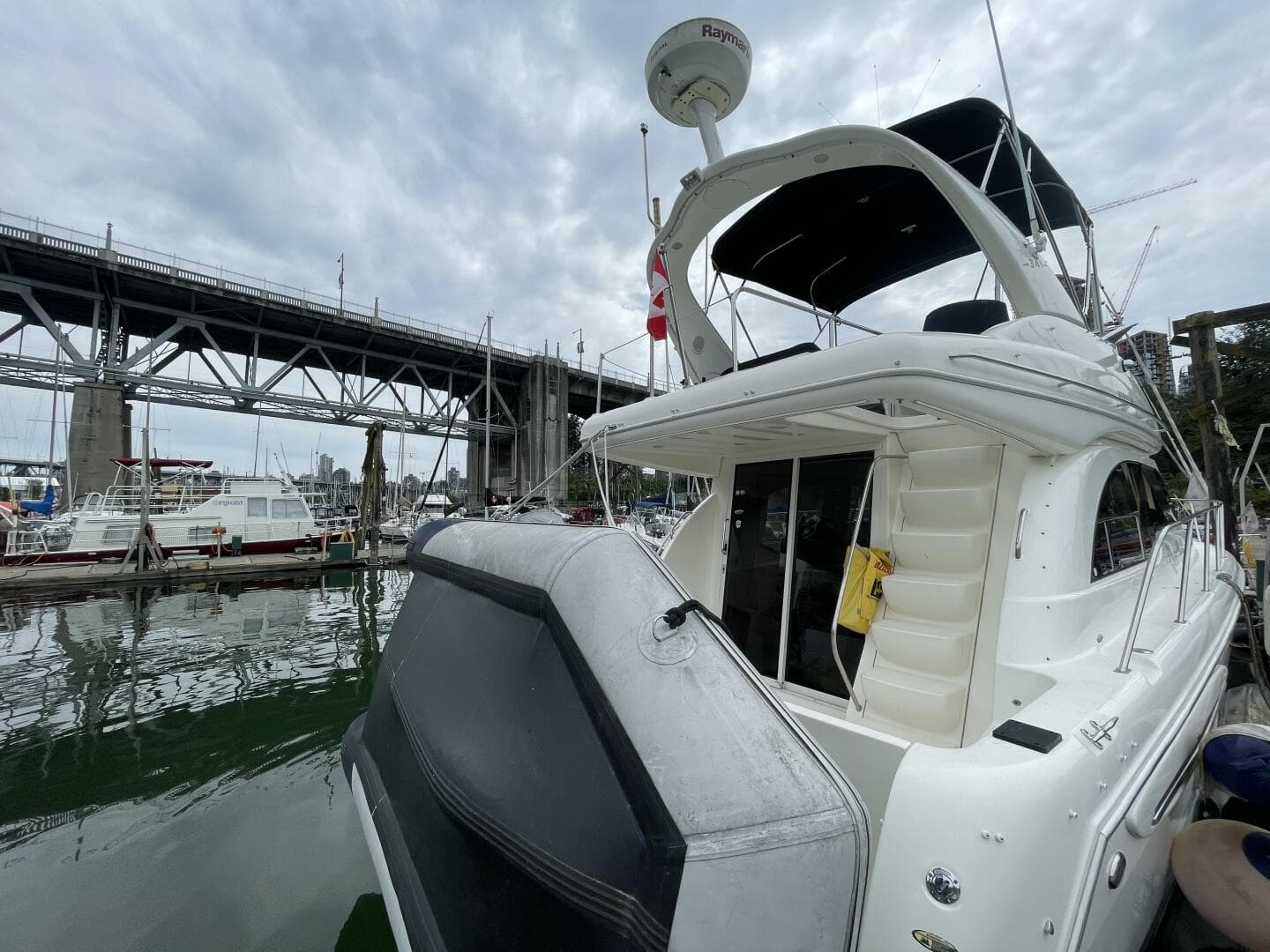 2005 Meridian 341 — photo 10