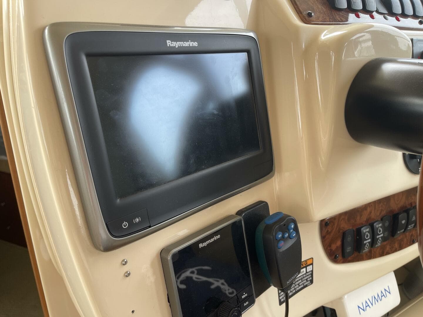 2005 Meridian 341 — photo 29