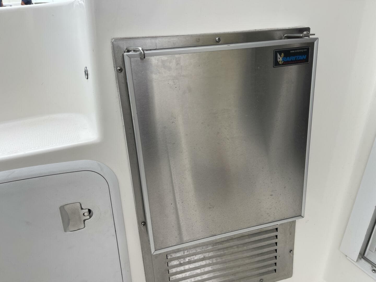 2005 Meridian 341 — photo 16