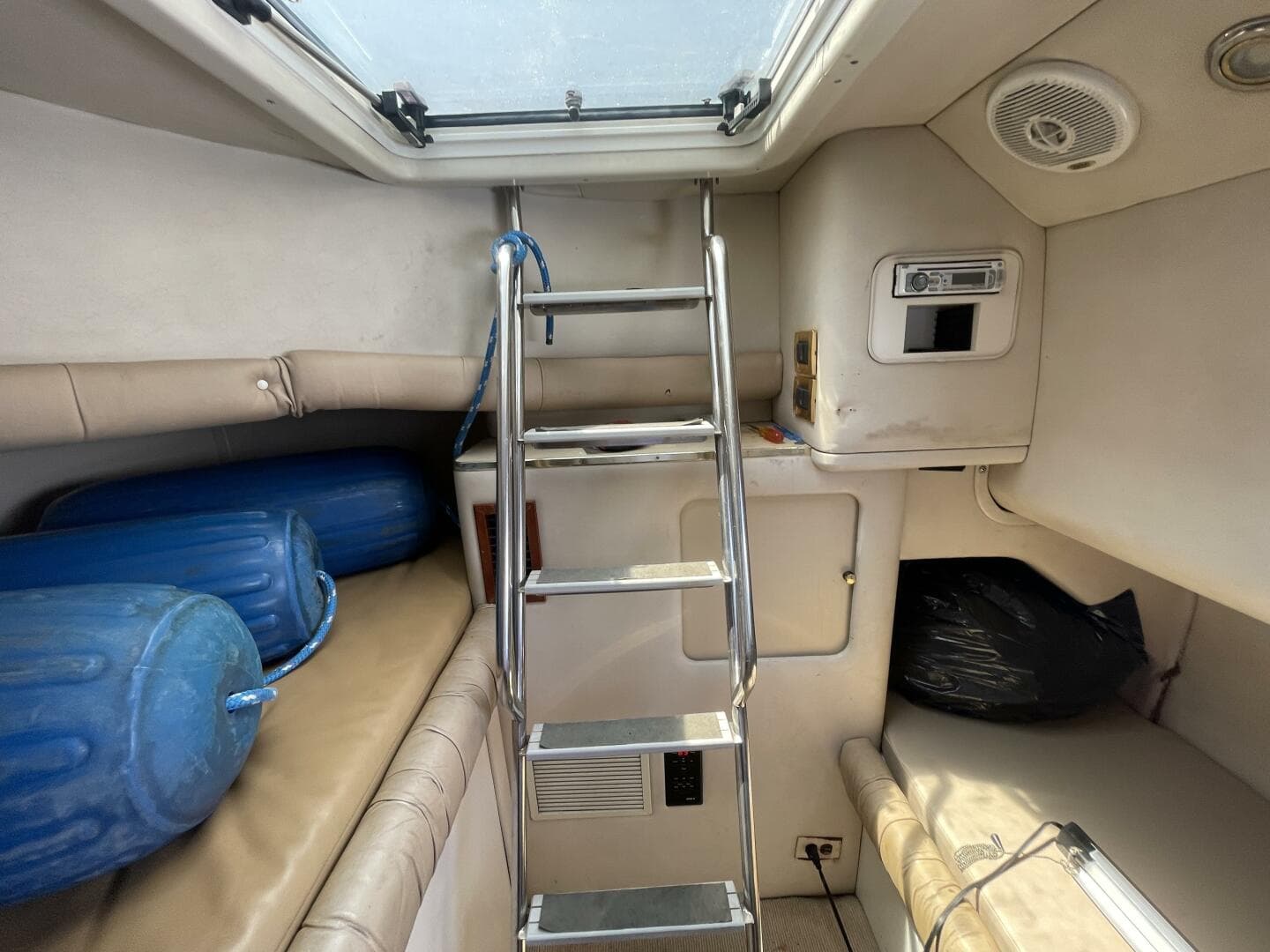 1998 Sea Ray 630 Super Sun Sport — photo 24