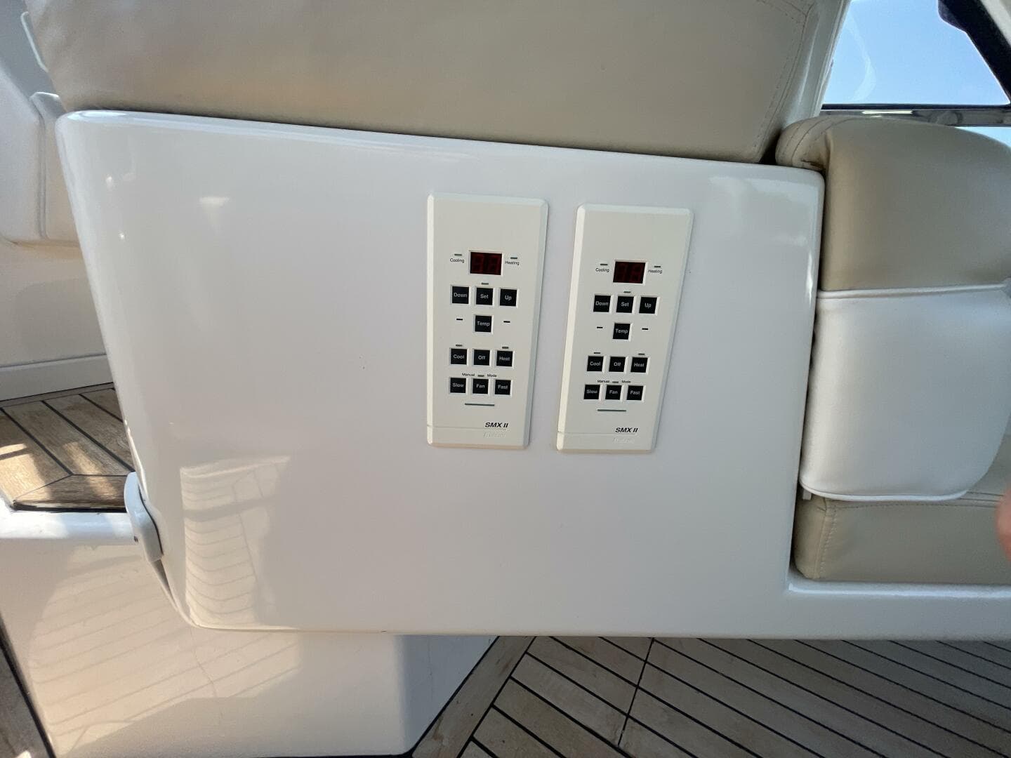 1998 Sea Ray 630 Super Sun Sport — photo 28