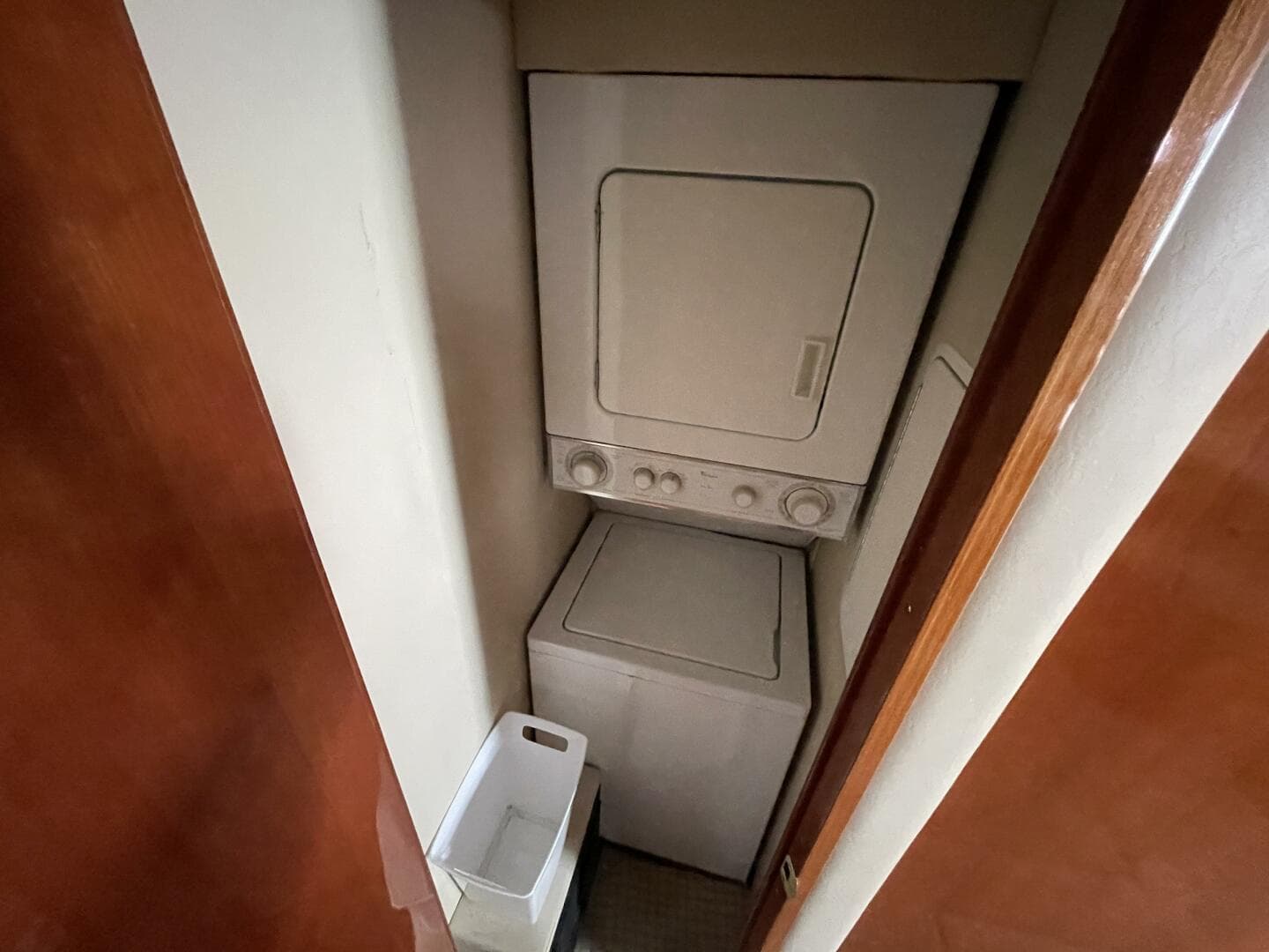 1998 Sea Ray 630 Super Sun Sport — photo 59