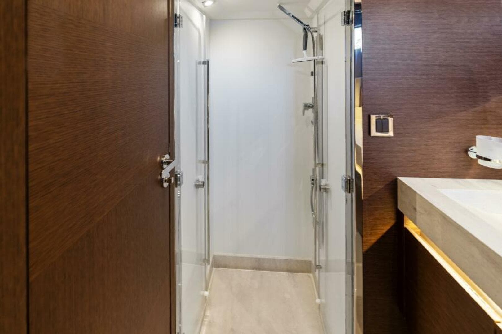 2020 Prestige 520 Flybridge — photo 29