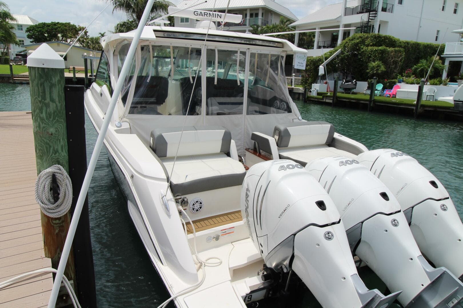 2021 Tiara Yachts 38 LX — photo 8