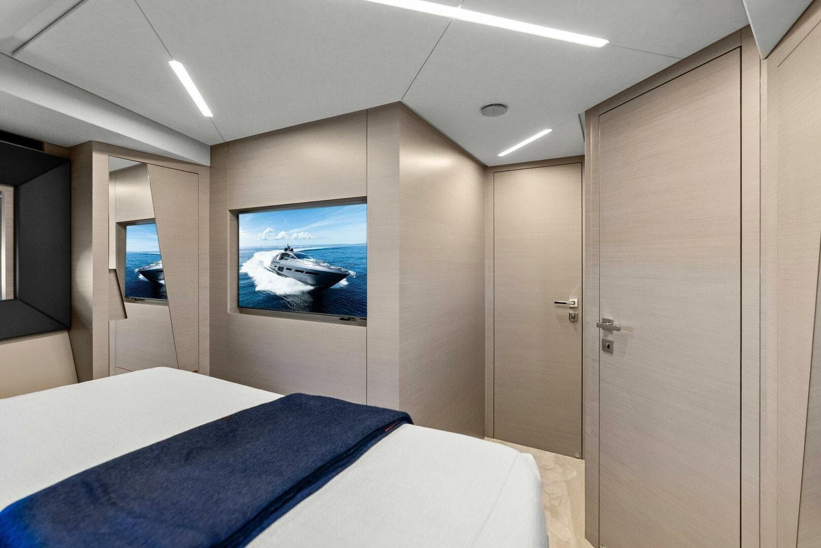 2025 Pershing 7X — photo 51