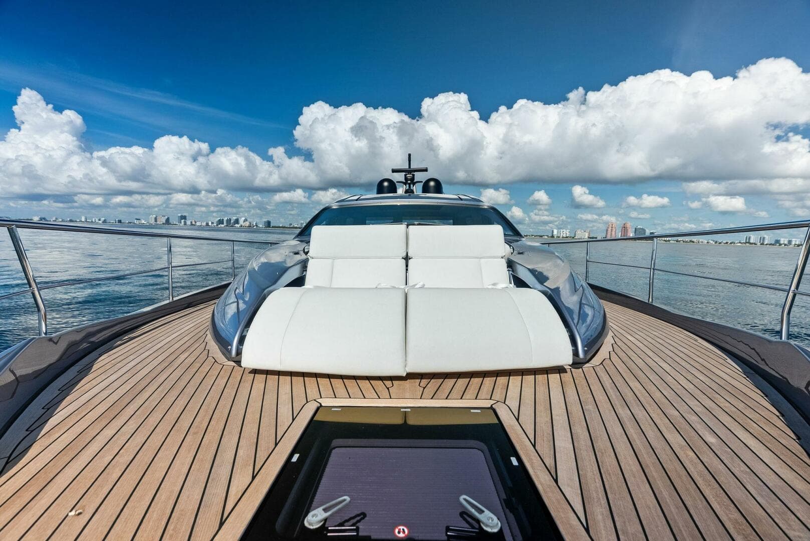2025 Pershing 7X — photo 11