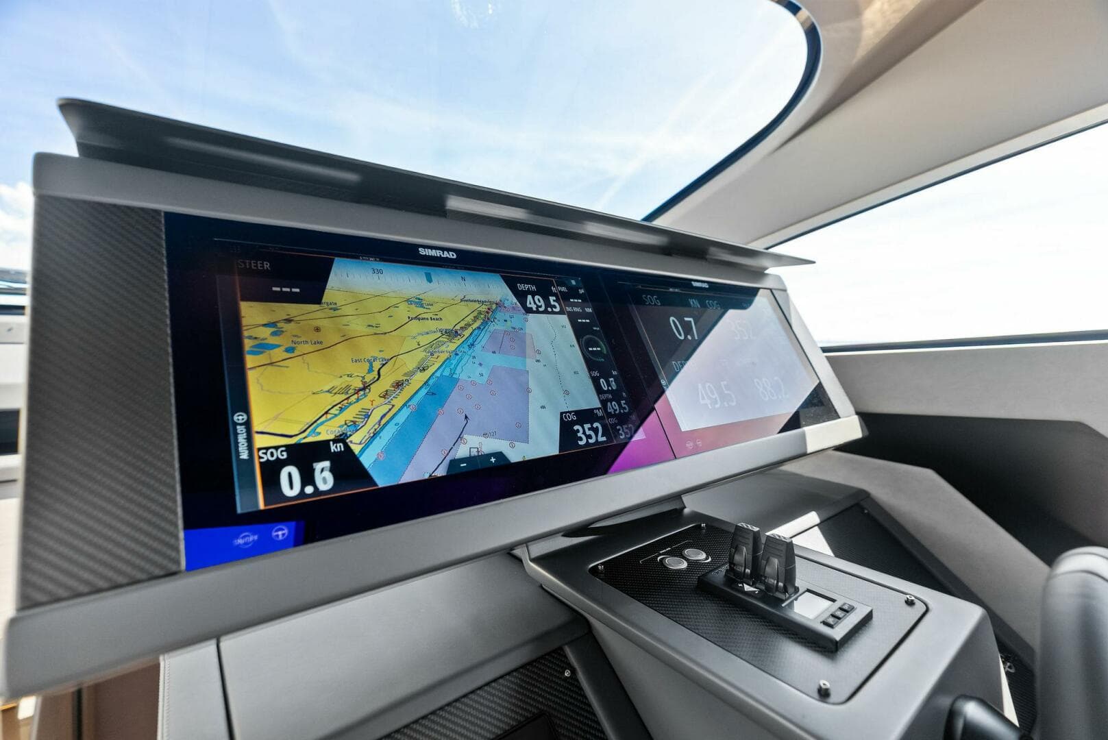 2025 Pershing 7X — photo 31