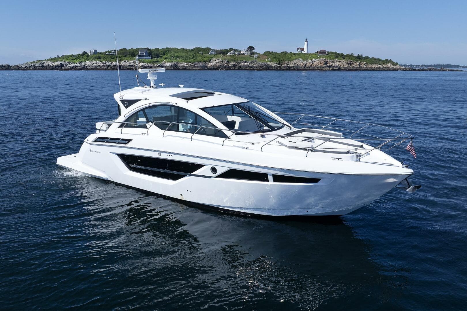 2021 Cruisers Yachts — photo 7