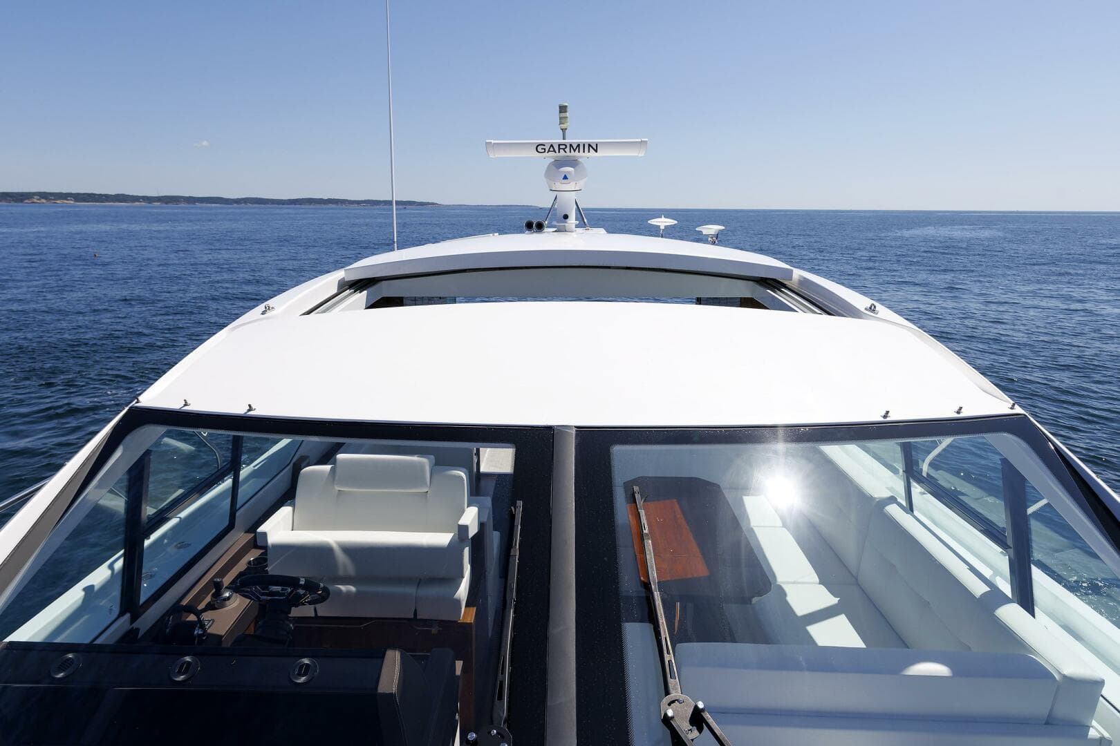 2021 Cruisers Yachts — photo 51