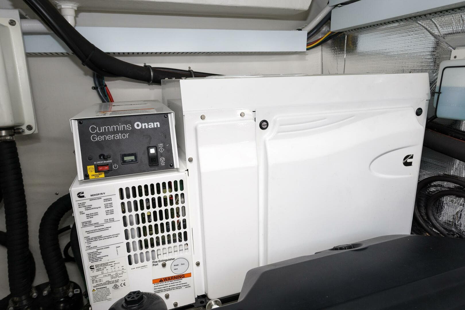 2021 Cruisers Yachts — photo 59