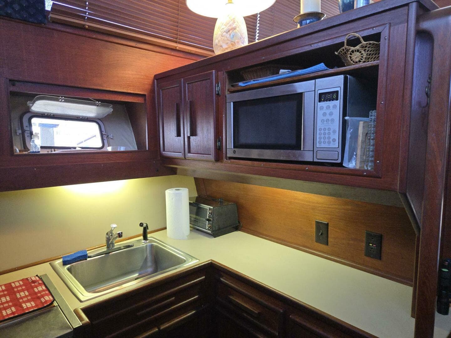 1985 Jersey Dawn — photo 18