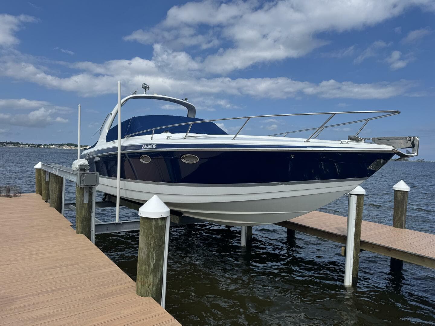 2007 Formula 330 Sun Sport — photo 1