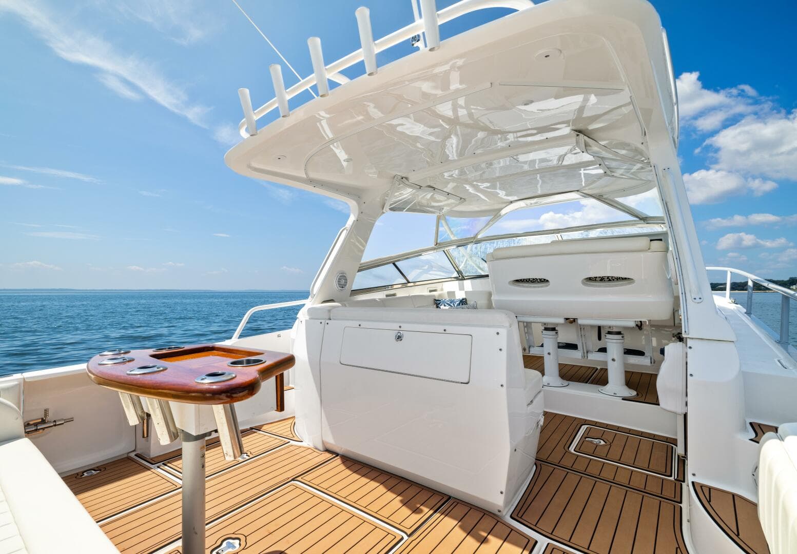 2015 Intrepid 430 Sport Yacht — photo 14