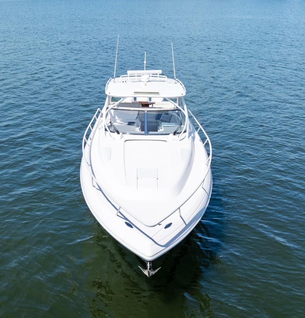 2015 Intrepid 430 Sport Yacht — photo 3