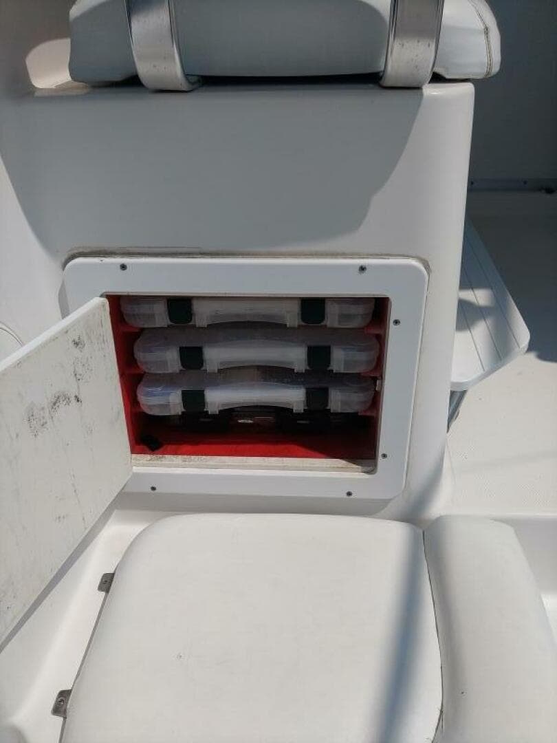 2005 Pro-Line 32 Express — photo 35