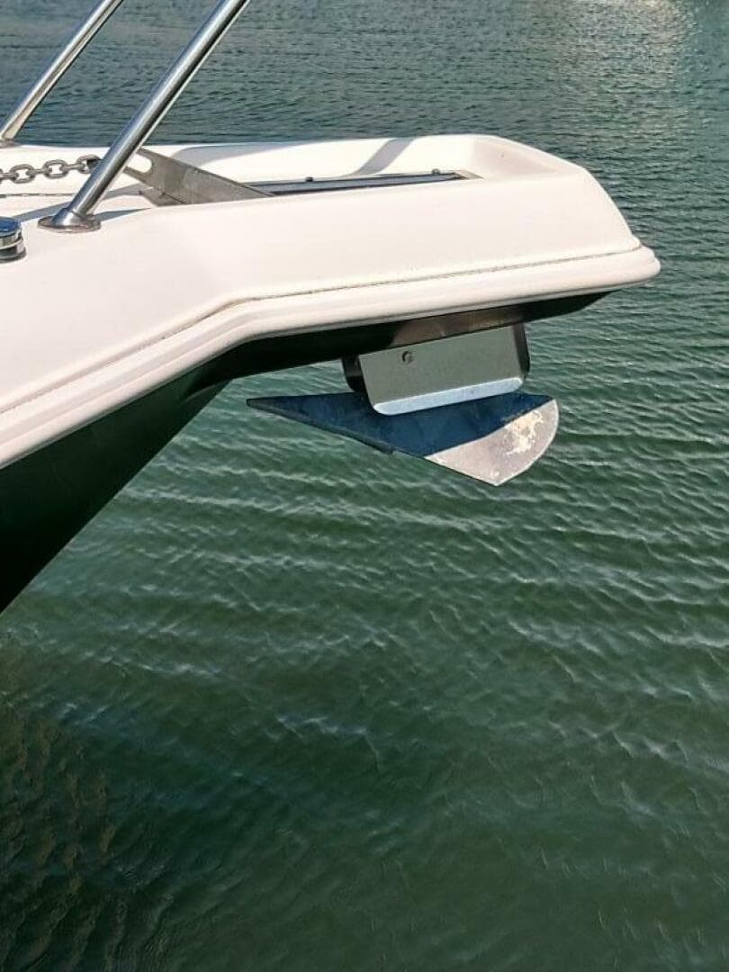 2005 Pro-Line 32 Express — photo 24