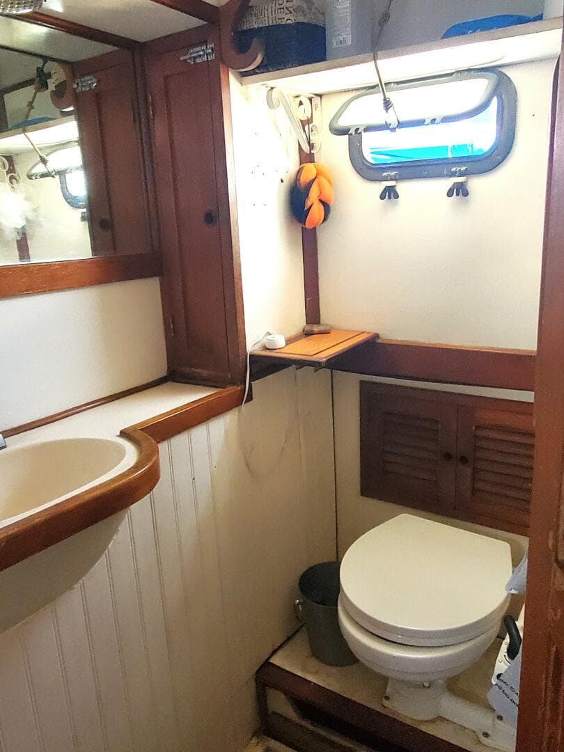 1980 Chb Double Cabin — photo 21