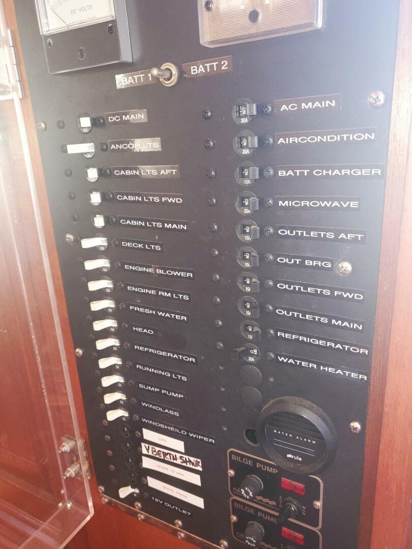 1980 Chb Double Cabin — photo 24