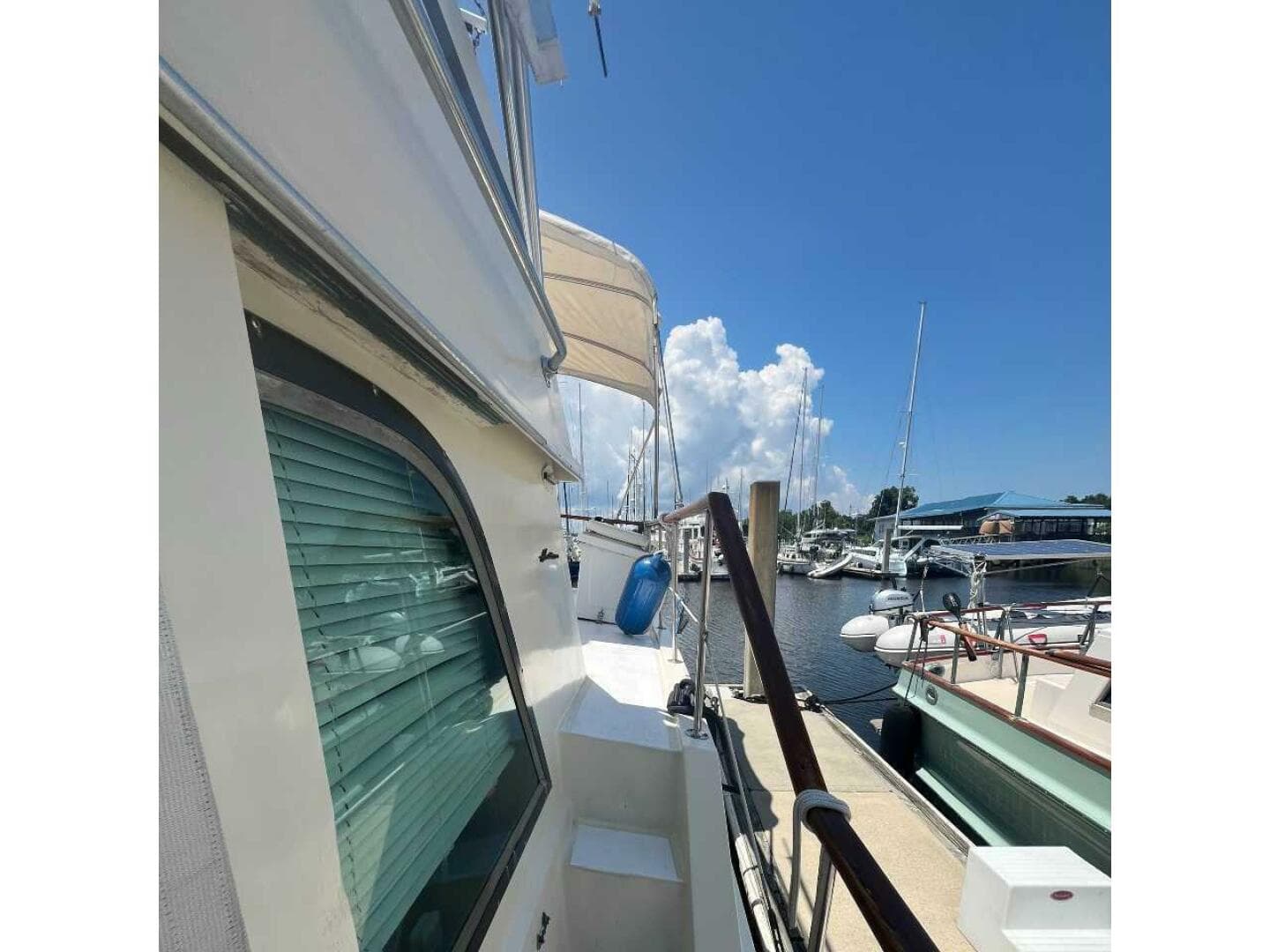 1980 Hatteras 42 Lrc — photo 35