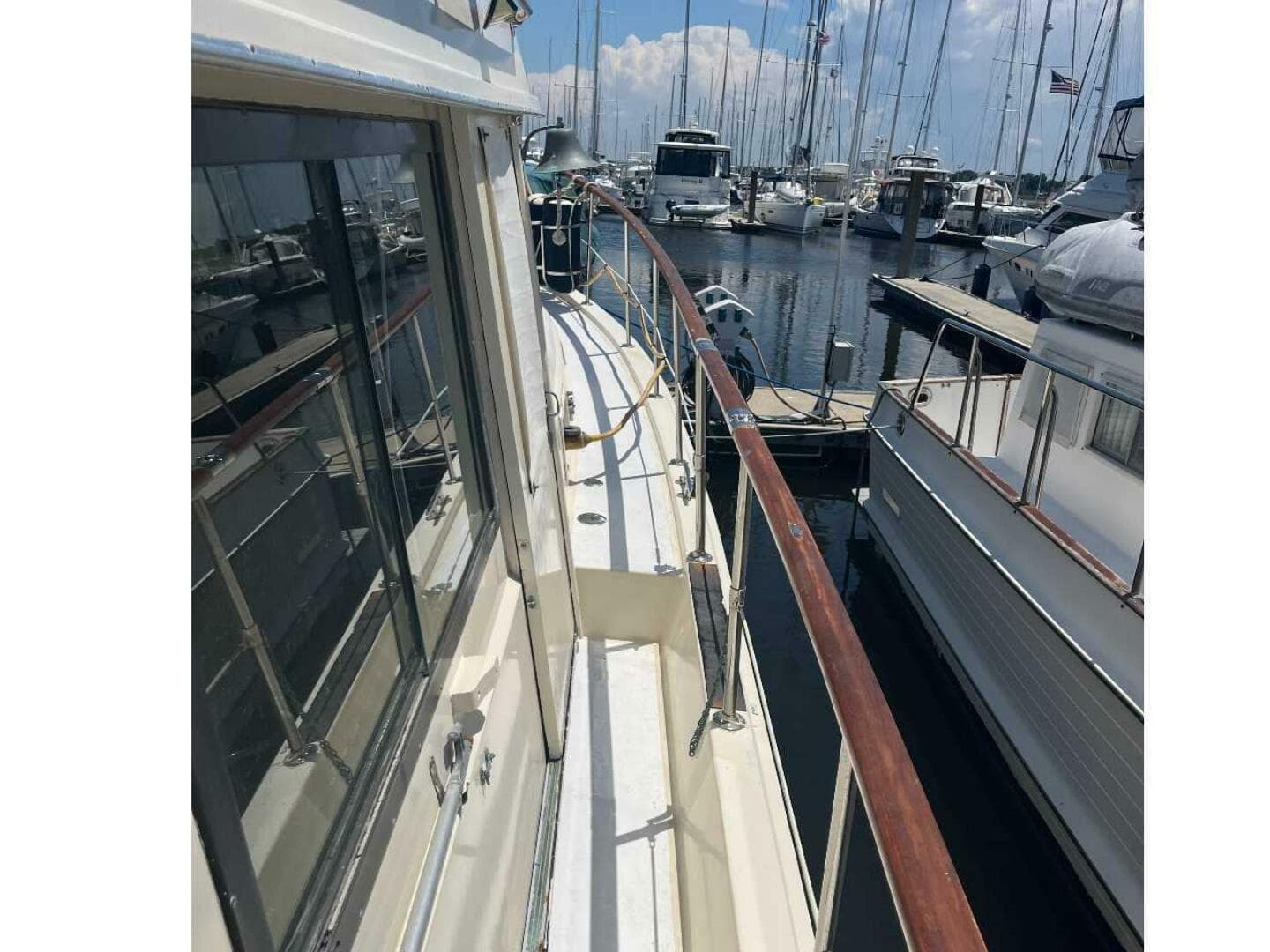 1980 Hatteras 42 Lrc — photo 27