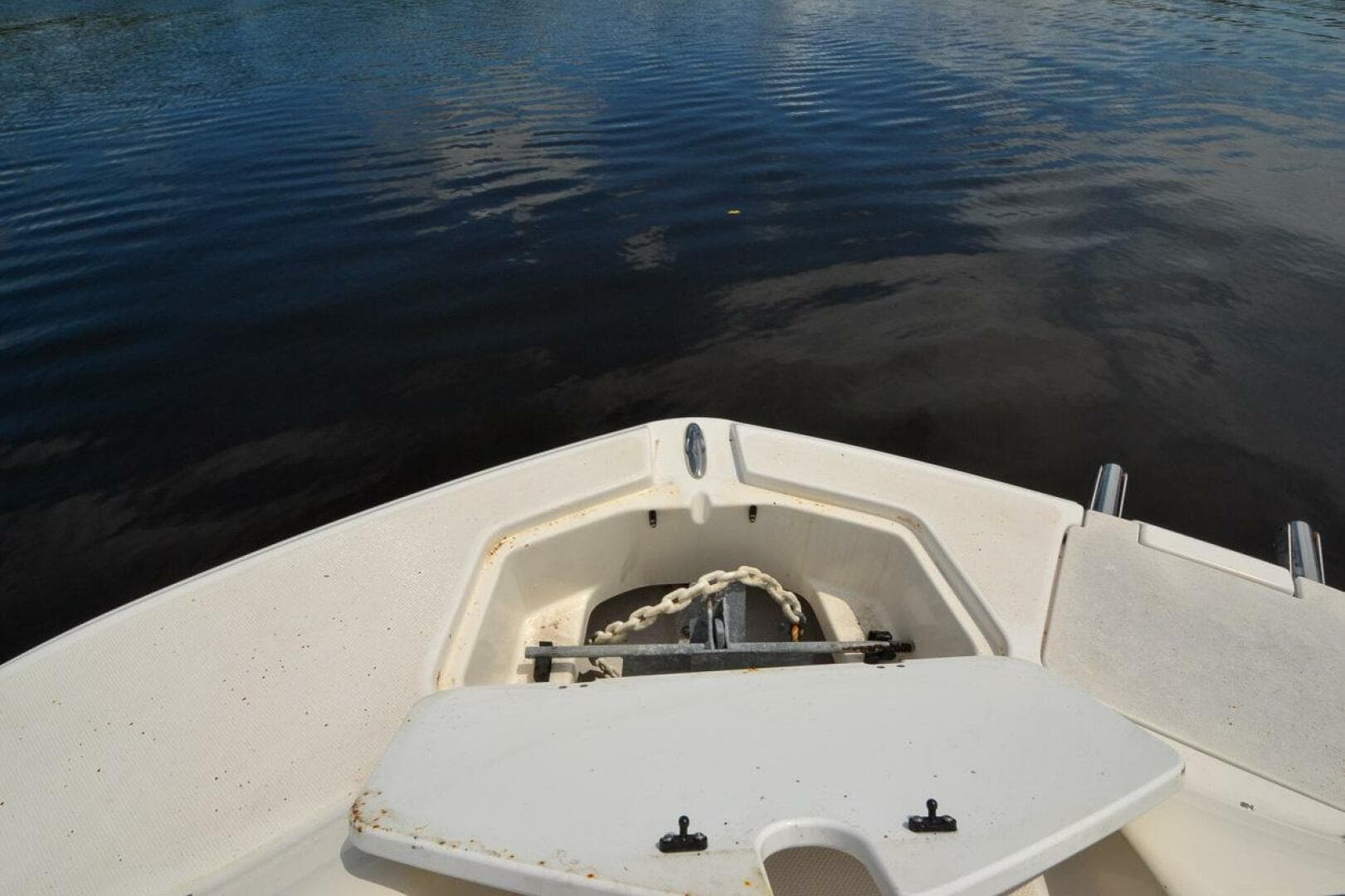 2011 Hurricane 2400 Sundeck — photo 20