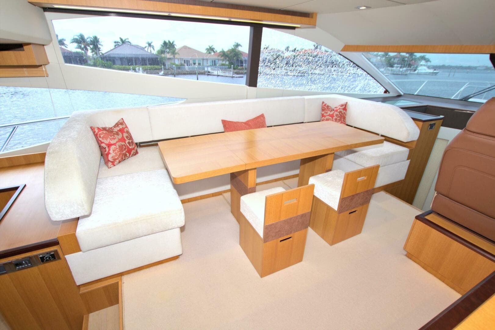 2015 Dyna Yachts 60 Pilothouse — photo 45