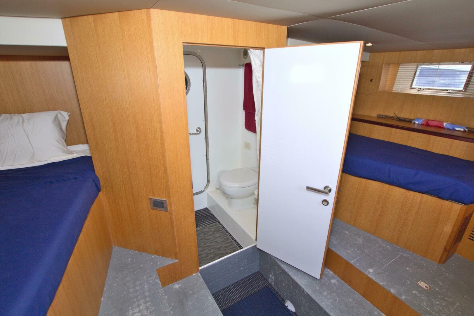 2015 Dyna Yachts 60 Pilothouse — photo 81