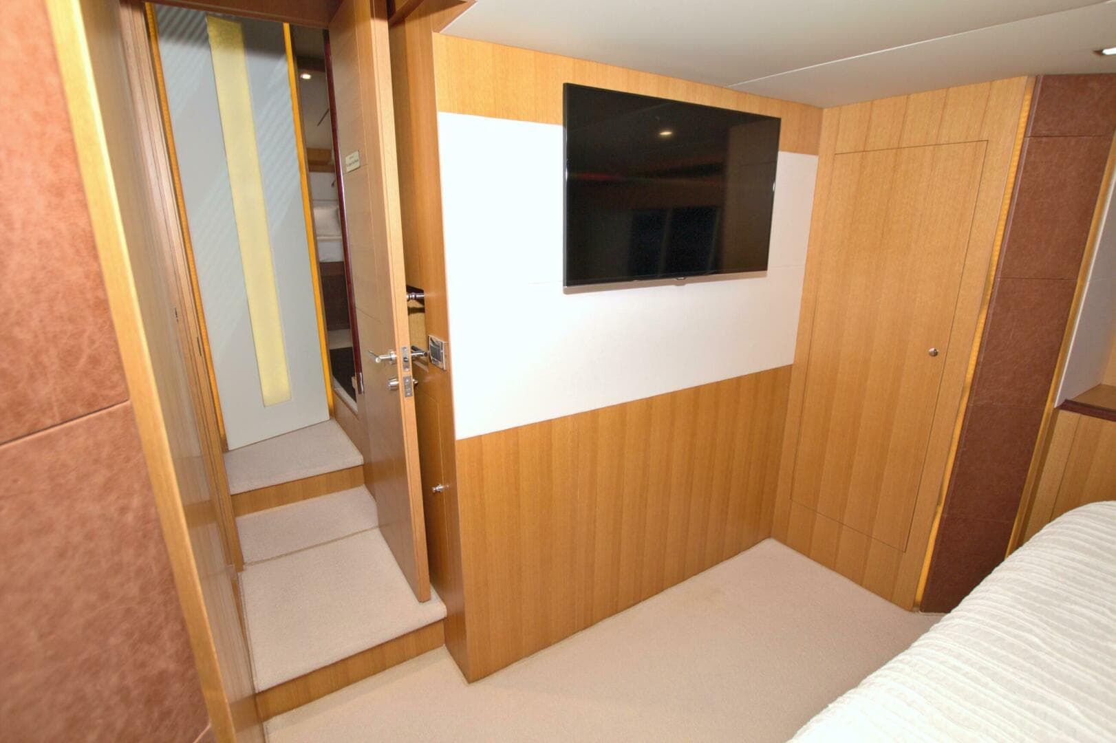 2015 Dyna Yachts 60 Pilothouse — photo 75