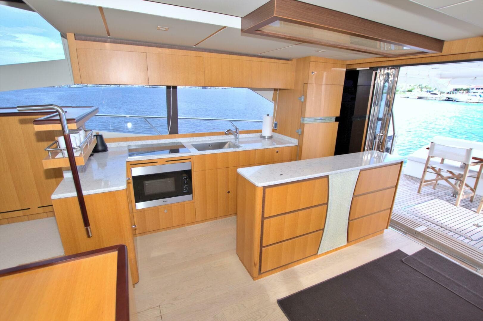 2015 Dyna Yachts 60 Pilothouse — photo 40