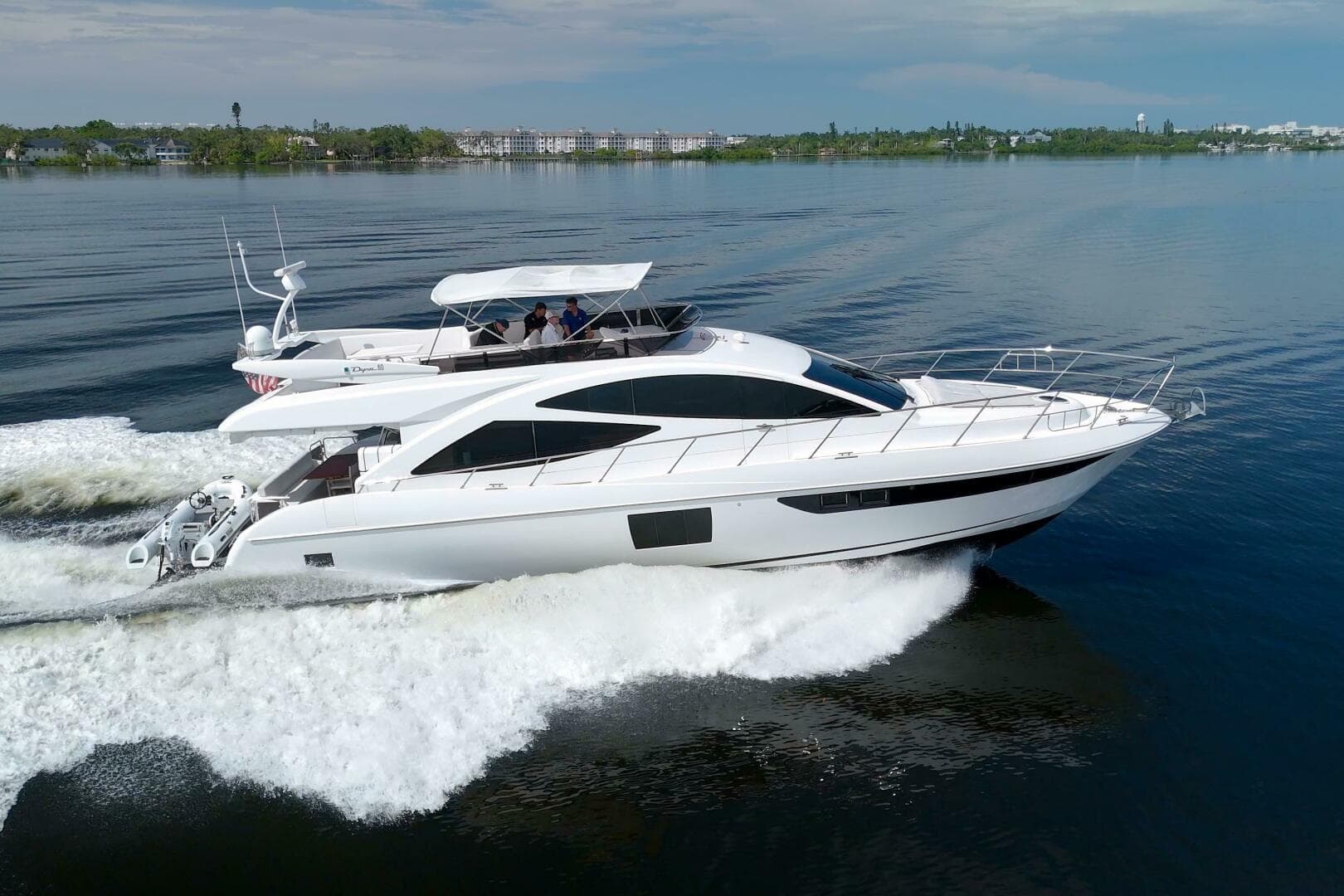 2015 Dyna Yachts 60 Pilothouse — photo 3
