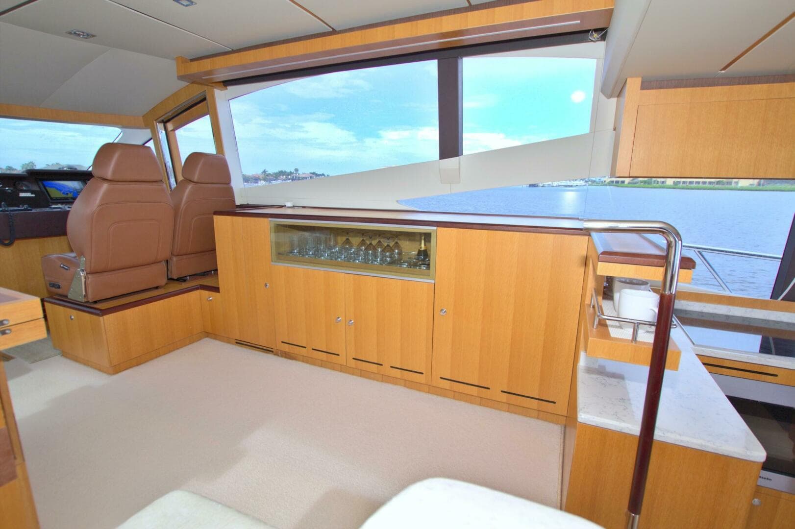 2015 Dyna Yachts 60 Pilothouse — photo 41