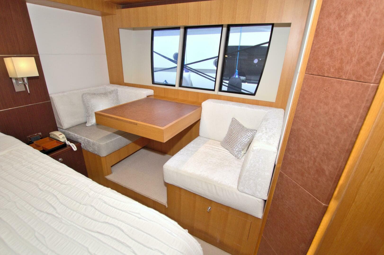 2015 Dyna Yachts 60 Pilothouse — photo 74