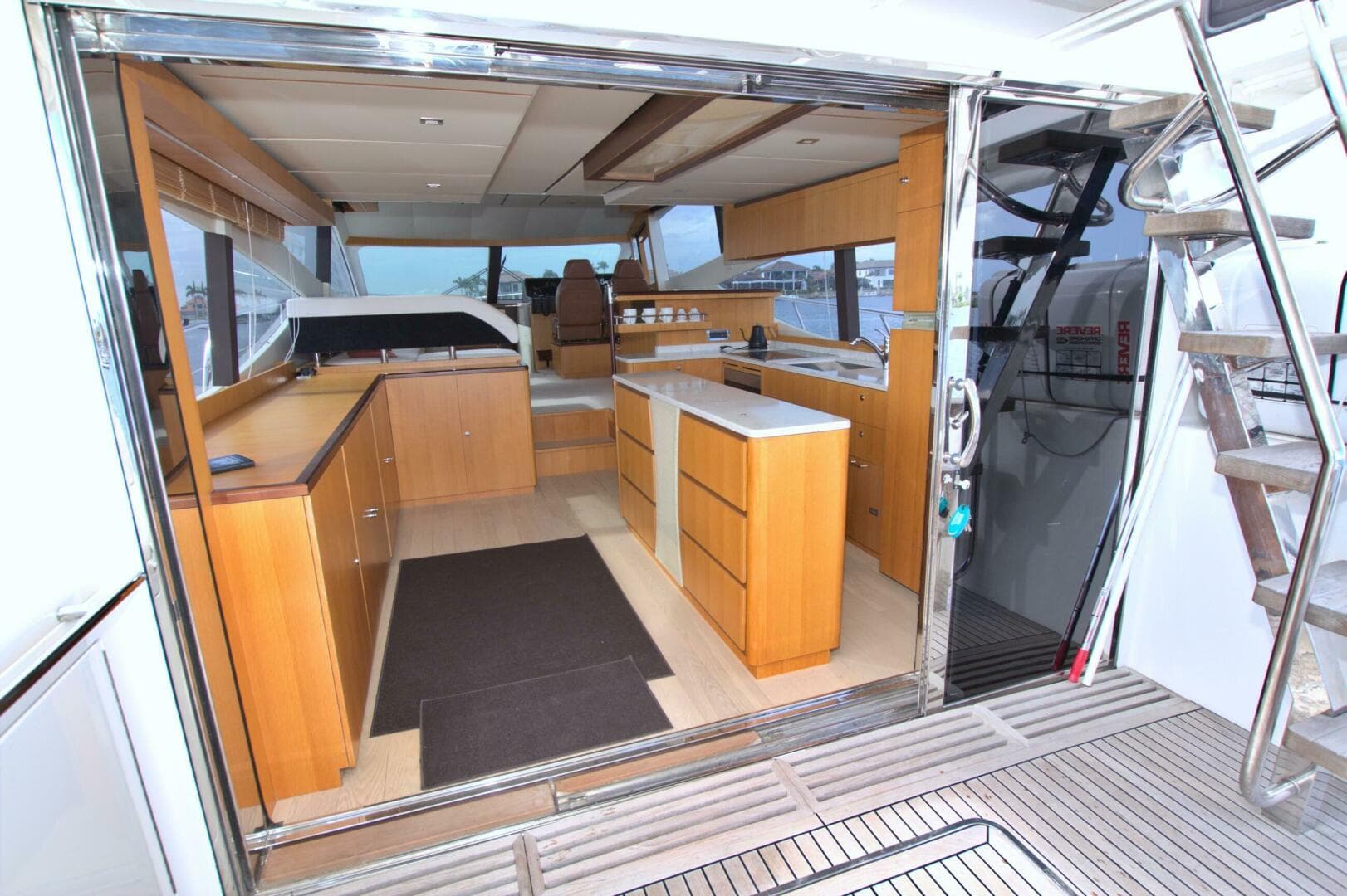 2015 Dyna Yachts 60 Pilothouse — photo 35