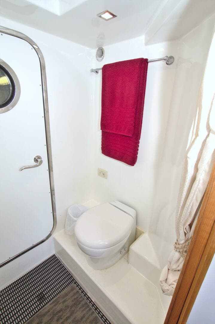 2015 Dyna Yachts 60 Pilothouse — photo 83