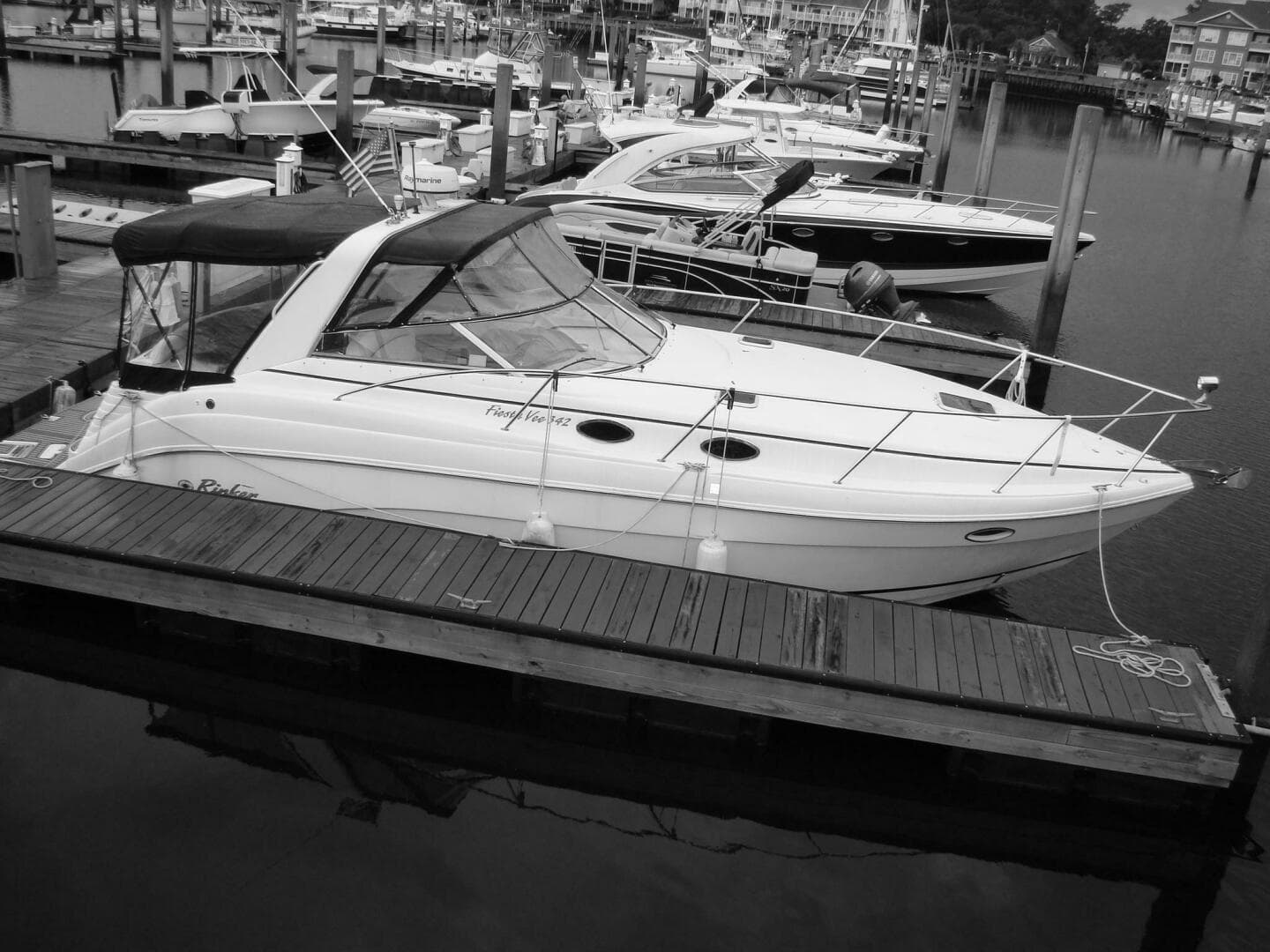 2002 Rinker 342 Fiesta Vee — photo 34