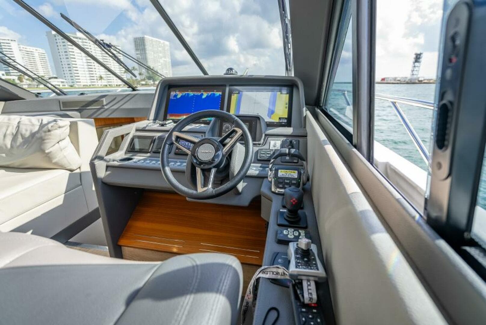 2021 Maritimo X50 — photo 19