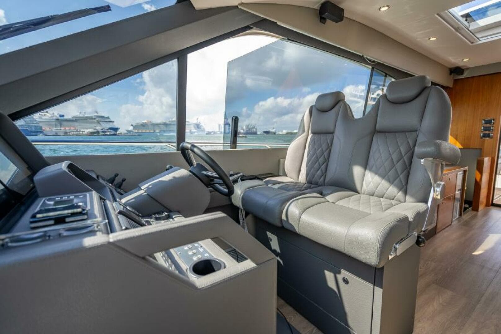 2021 Maritimo X50 — photo 18