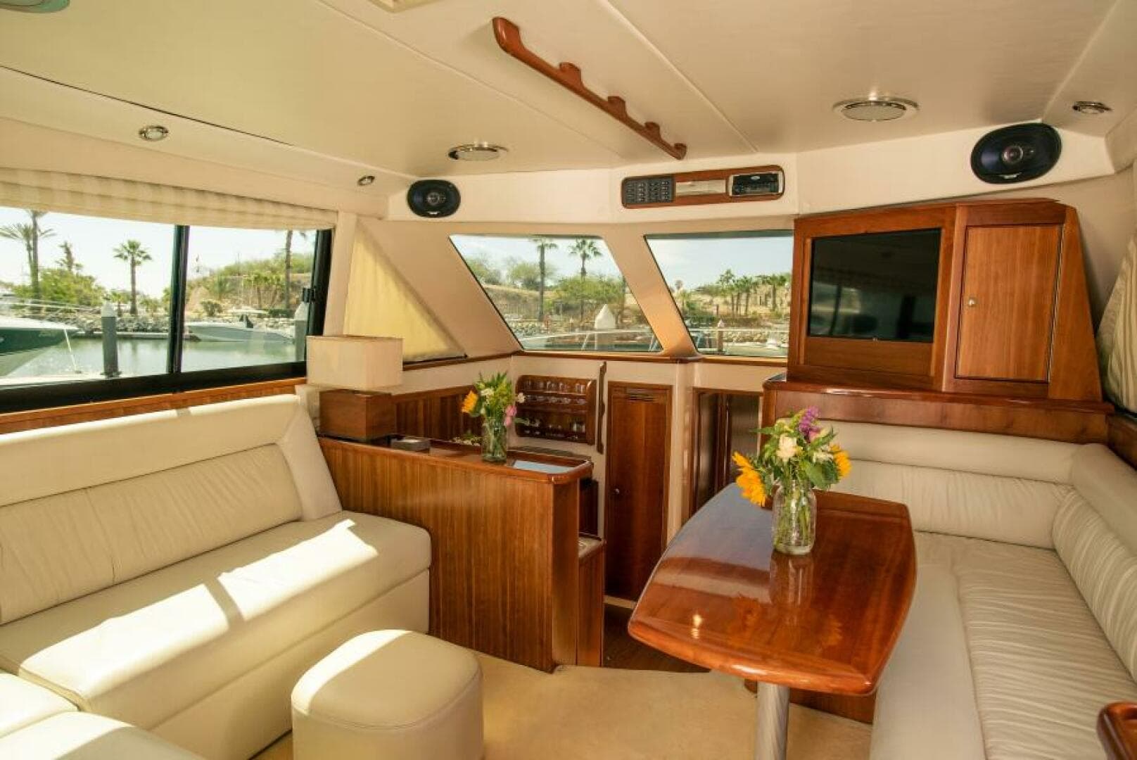 2002 Riviera 40 Flybridge — photo 3