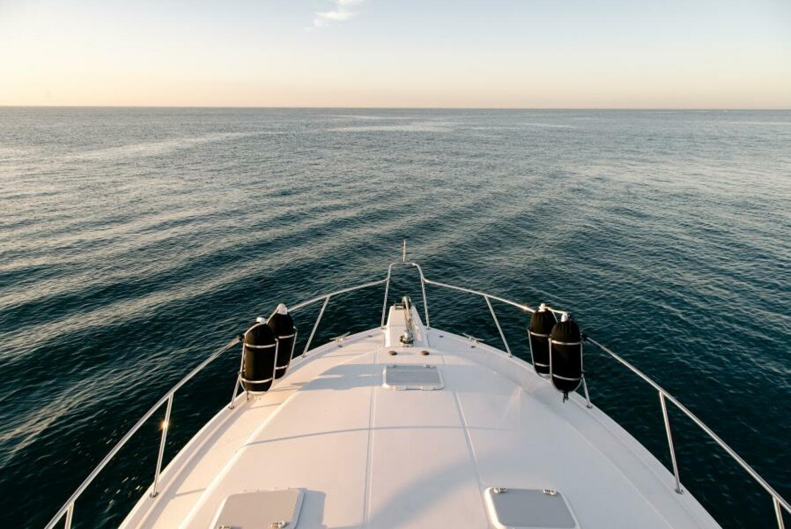 2002 Riviera 40 Flybridge — photo 17