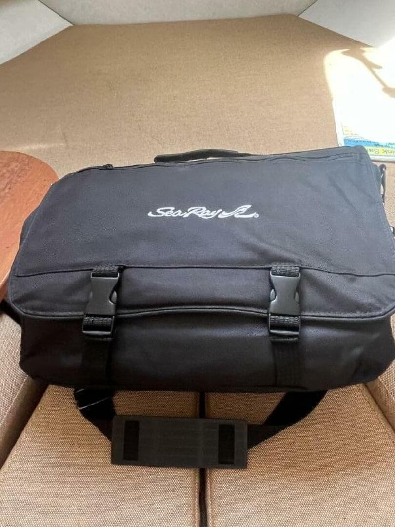 2012 Sea Ray 240 Sundancer — photo 33