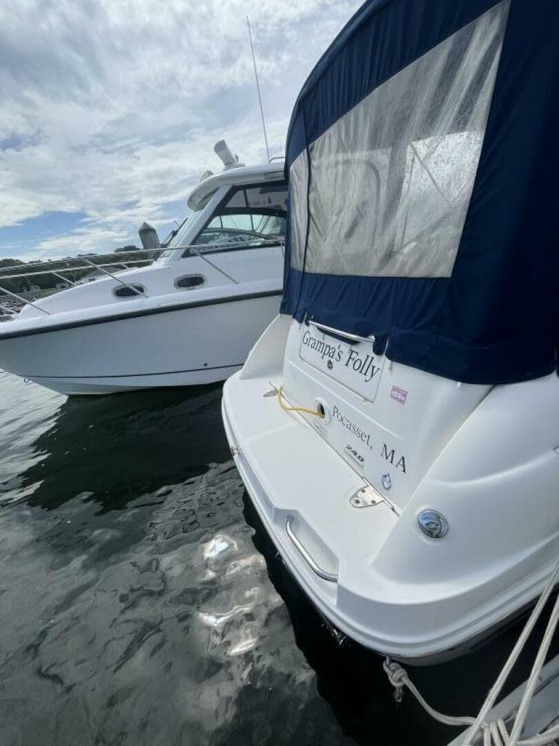 2012 Sea Ray 240 Sundancer — photo 4