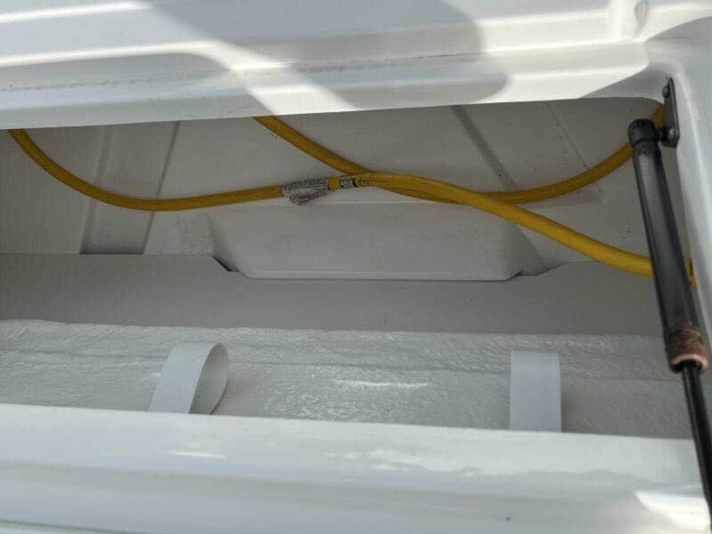 2012 Sea Ray 240 Sundancer — photo 26